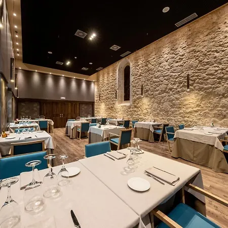 Hotel Castilla Termal 4*