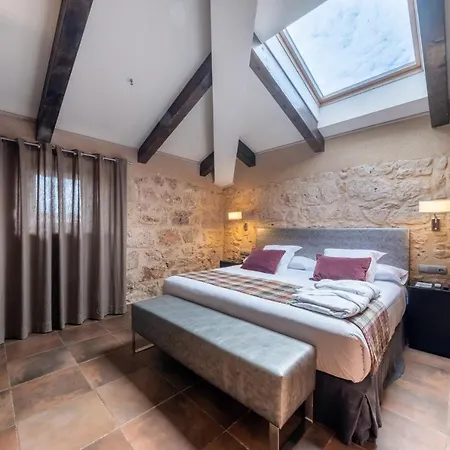 Hotel Castilla Termal 4*