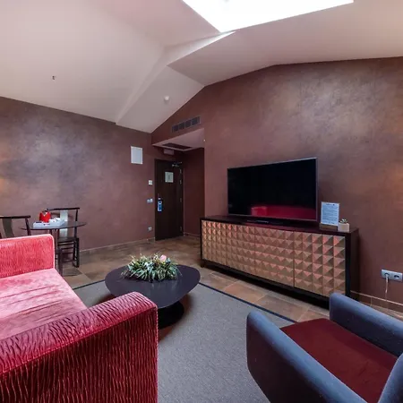 Hotel Castilla Termal 4*