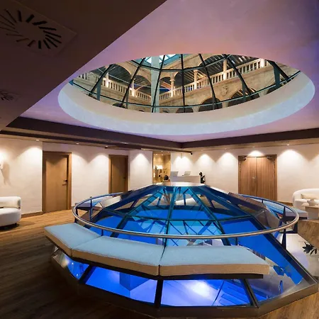 Hotel Castilla Termal 4*