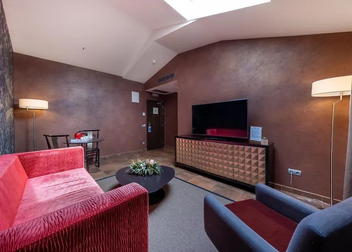 Hotel Castilla Termal 4*